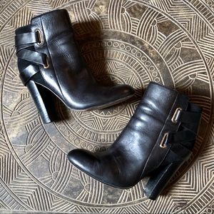 ISOLA Talen Ankle Booties Black Leather Heeled Strappy Boots Womens 6M